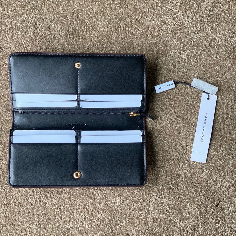 Marc by Marc Jacobs bi-fold wallet - Picture 2 of 2